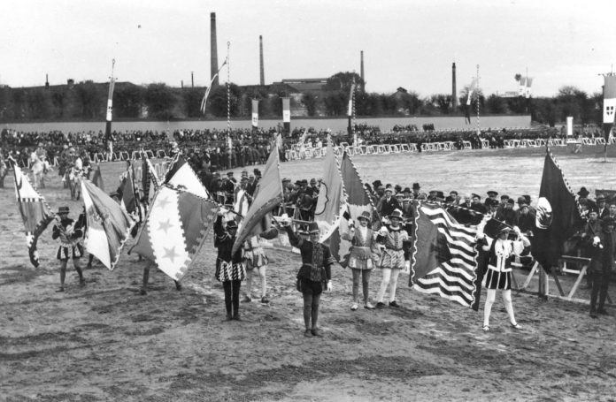 Mussolini concede la Provincia ma spegne il Palio