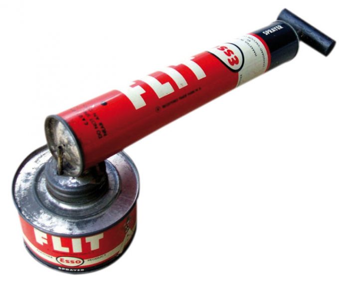 Nel Dopoguerra arriva il Flit, lo stermina insetti