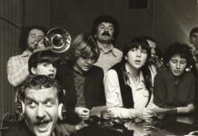 Paolo Conte: avvocato, cantautore… enigmista Paolo Conte nello studio a Torino con altri musicisti astigiani durante la registrazione di Torretta Calipso nella primavera del 1980