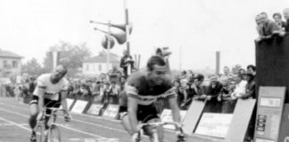 Accadde nel secondo trimestre 2003-1913 Vito Taccone taglia il traguardo dello stadio comunale all’arrivo della tappa La Spezia-Asti del Giro d’Italia del 1963.