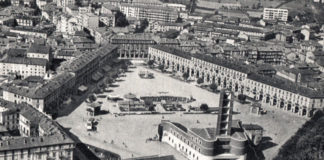 Per noi ragazzi Piazza Alfieri era il mondo Una cartolina di piazza Alfieri subito dopo la seconda guerra mondiale, quando non c’era più l’Alla, demolita nel 1935, e non ancora il palazzo della Provincia, sorto nel 1961