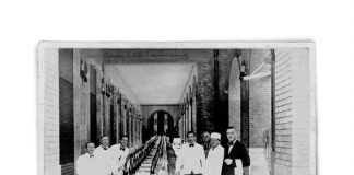 La Jucci e l’epopea del Falcon Vecchio Giovanni Chiusano, papà di Jucci e grande “patron” del Falcon Vecchio in primo piano durante una cena sotto i portici di piazza San Secondo e nella sua osteria-ristorante