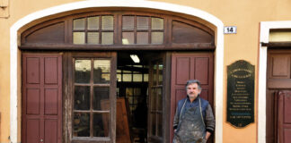 “Il legno parla bisogna saperlo ascoltare”