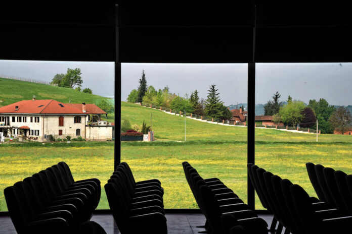 A Isola il centro congressi senza congressi