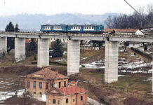 I 145 inutili piloni della ferrovia Asti-Castagnole