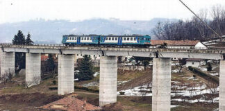 I 145 inutili piloni della ferrovia Asti-Castagnole