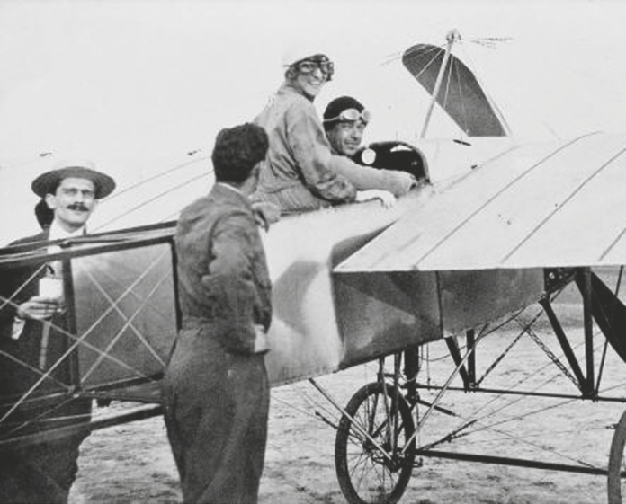 Naso all’insĂą, la libellula rossa vola su Asti