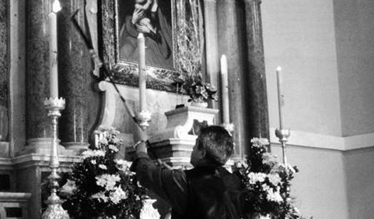 Sonetto al sacrestano dimenticato