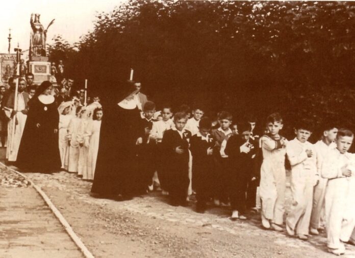 Contro la grandine sacro e profano con San Grato, Santa Barbara e San Simone