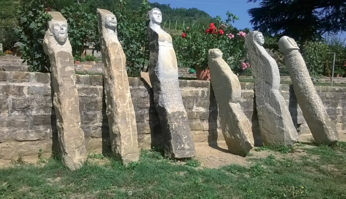 Torna la Vigna magica con le pietre della fertilitĂ